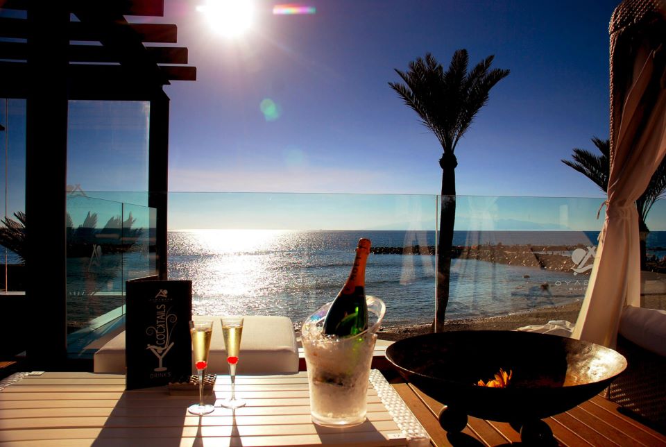 Plyazhny-e-kluby-Tenerife-Papagayo-Beach-Club